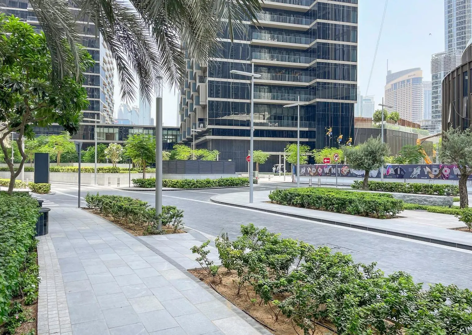 Blueground Standpoint Doorman Pool Dxb-800 Apartment Dubai United Arab Emirates